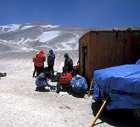 Camp 1 - Ojos