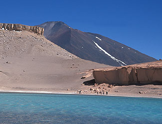 Hiking around Laguna Verde