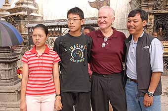 Ang Temba with his two children and Doc