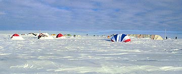 Summer camping at Patriot Hills