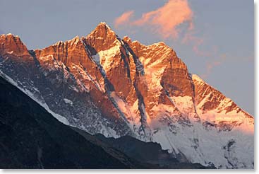 A breathtaking sunset in Dingboche