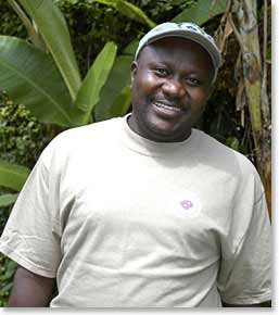 Our enthusiastic BAI guide and driver, David, is always a group favourite with his extensive knowledge of wildlife and his friendly demeanor. 