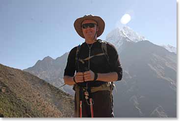 Blue sky and the surronding mountain offer Rick and the group great photo opportunities