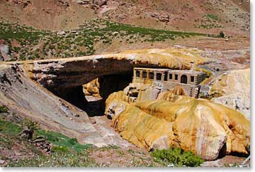 This natural bridge, surrounded by thermal hot springs at Punta Del Inca, is an amazingly beautiful sight