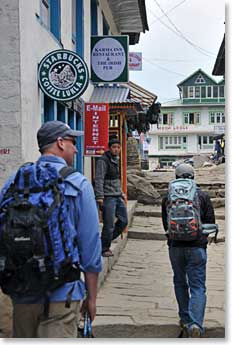 Starting out from Lukla