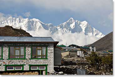 The views from Ang Temba and Yangzing’s lodge can’t get any better!