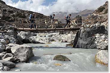 Just before we reached Pheriche, 14,000 ft (4,200 m), we crossed a small bridge