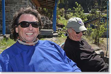 Temba and Wally said to take it easy this morning as there was no reason to leave early. After breakfast we stayed and listened to the river roaring and enjoyed the sunshine