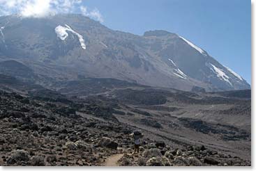 Leaving Shira I Camp and continuing up the mountain