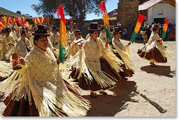 The dancers and dancing were so photogenic.