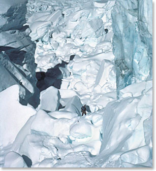 The icefall at the head of the Khumbu Glacier