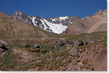 Hiking to Confluencia