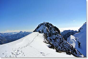 Climbing a ridge on Pequeno Alpamayo