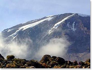 Clouds roll over the mountain