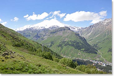 We continued to have great views of Elbrus and the village of Terskol far below