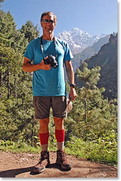 Scot with Thamserku behind
