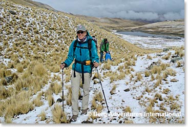 Hiking to Condoriri Base Camp
