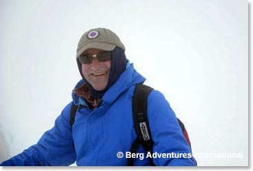 As we reached our highpoint, the very common Elbrus white out came, Vladdimir Bakhumtov just before we started descending