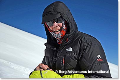 Dale resting at the Saddle - 17,800 ft.
