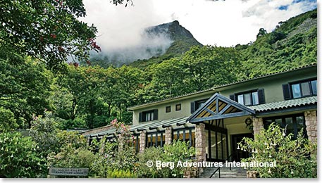 Arriving at our lodge: Belmond Sanctuary