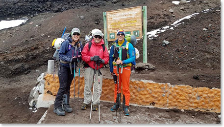 Starting our hike to Refugio Jose Rivas