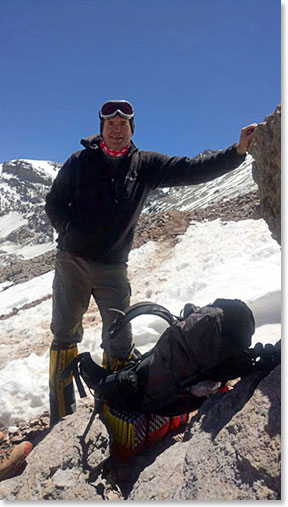 Taking a break on the climb to Plaza Canada
