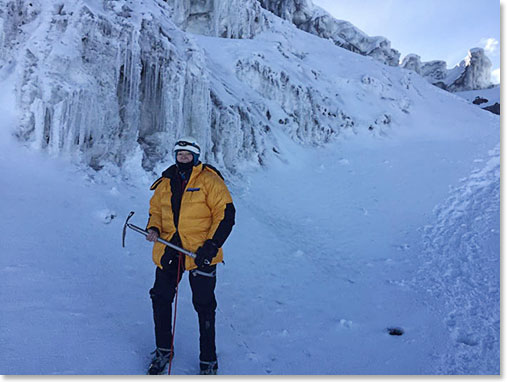 As they started to the final approach to the summit of Cotopaxi, the sun was rising – perfect weather